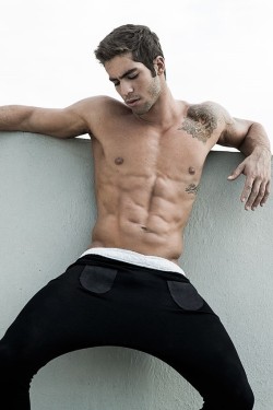 handsomemales:  pedro arnon by johnny lopera