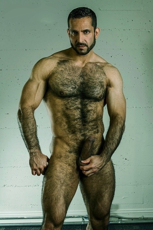 2daddies-n-love:  Utimate Specimen of Masculinity 