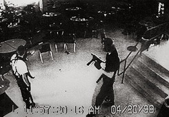 gothic-spirit:  We are the nobodies We wanna to be somebodies When we’re dead,