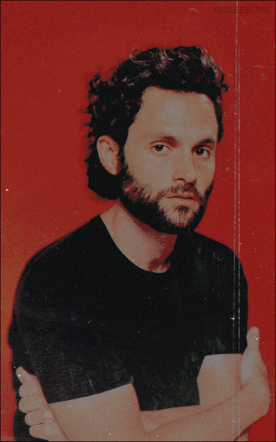 Penn Badgley 6a470eb0b99372dc25a3cf76bd3ecbbdd8ec1add