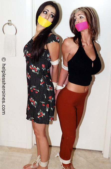 bondagehedgehog:  Roxanne Chadwick and Barbie Bentley
