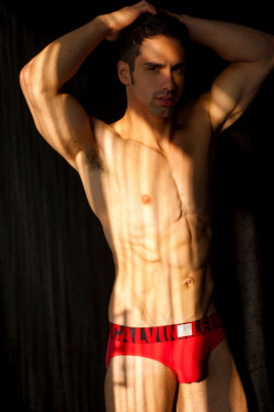 red-meat:  Thiago Christopher 4 by Didio