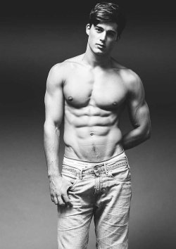 Malemodelscrush:pietro Boselli @Pietroboselli By Darren Black @Coolcameraman  For