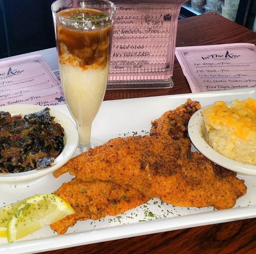 thispoetspace:  realistichigh:  thispoetspace:  afro-arts:  In The Kut “Soul Food & Sweets”  www.eatmocakes.com // IG: inthekutsoulfood  Atlanta, GA  CLICK HERE for more black owned businesses!   modernday-siren ahem. pick a date.    ahem can