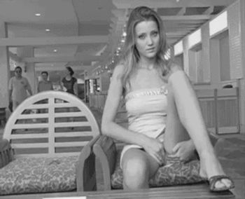 masterwolf6612:  ancillamea:  That first time, in a very public, well-lit place,
