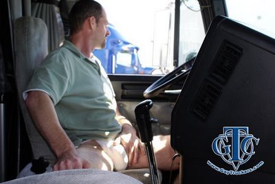 truckers-cruiser:  love to get up in the cab at rest areas help these guys out
