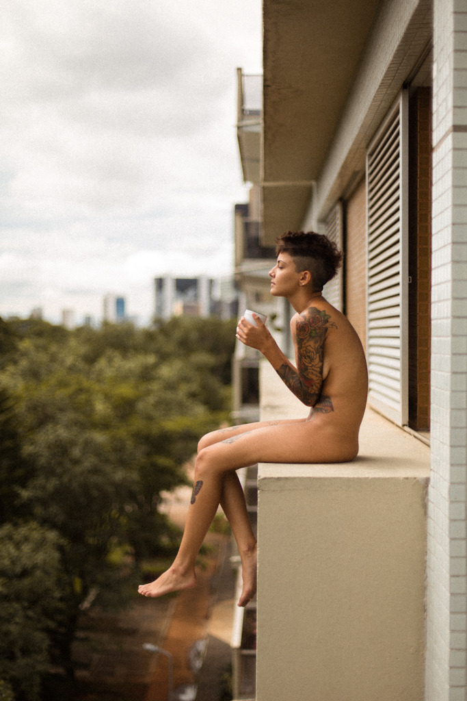 bnekkid83:  heartlandnaturists:Sometimes, quiet time with a cup of coffee is all