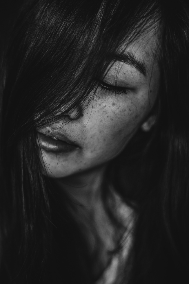 heroinchiq:  https://500px.com/photo/102815157/mai-and-freckles-by-barbora-biňovcová