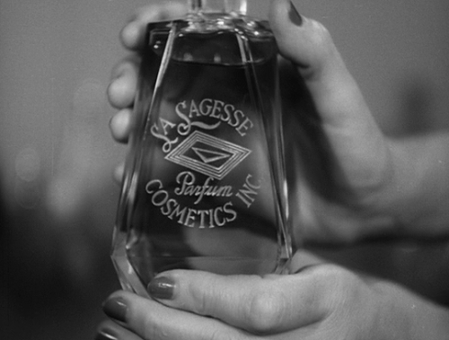 The Seventh Victim (Mark Robson, 1943) “The linkage of homosexuals and witchcraft within popular und