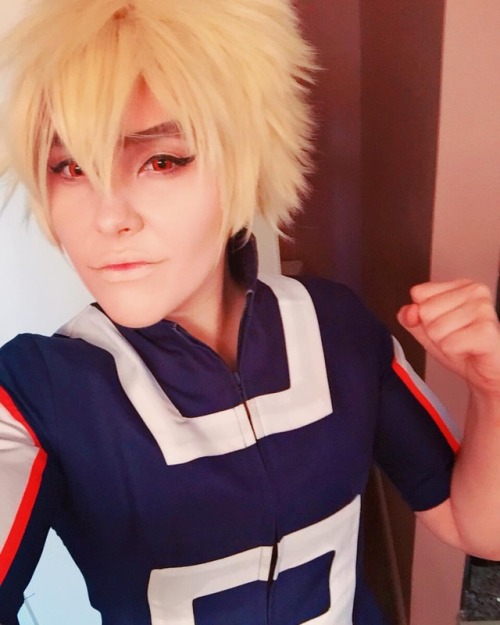 I’m Bakugou today at Metrocon! Come say hi!. . . . . #bakudeku #bakugoukatsuki #bakugoucosplay #baku