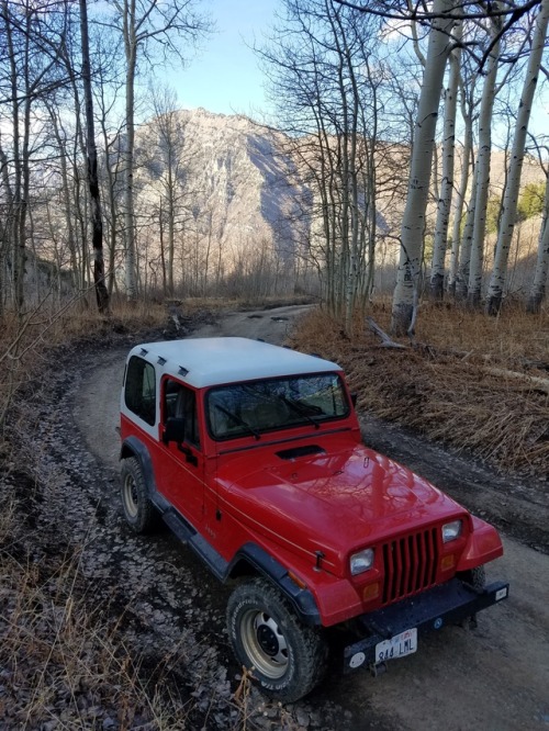 50milesfromhome: Climbing over the pass out of Rock Canyon.