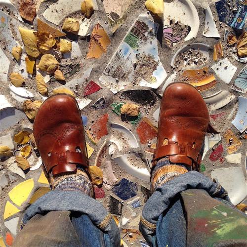 Broken fragments ofbone china &hellip; Autumn follage and my loved customized Birkenpester of Ba