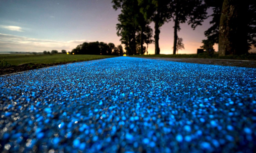thedesigndome:Iridescent and Environmentally Friendly Bike Path Lights Up After Poland