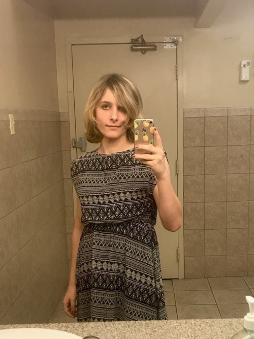 estradiolicious:First time out in a dress…like ever. How do I look?