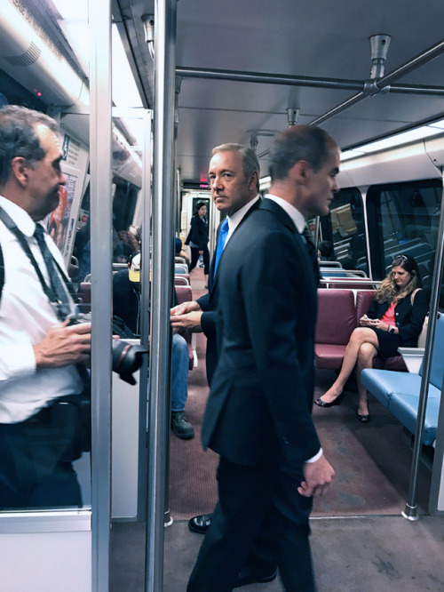 chasingspacey: One of my favorite House of Cards promos saw Kevin as Frank Underwood “campaign