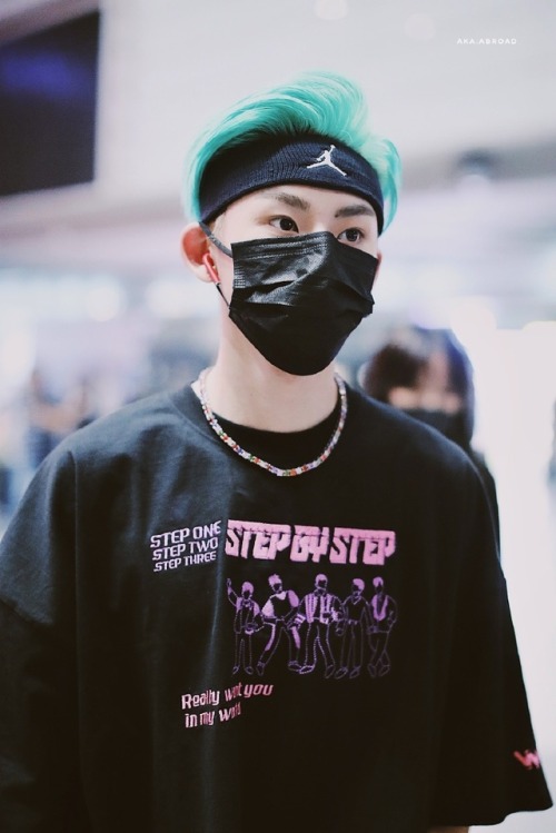 officialninepercent:Xiao Gui - 190905 SHA Shanghai to PEK Beijingcr.Aka·Abroad·小鬼王琳凯 do not edit or 