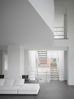 userdeck:  Luxembourg House by Richard Meier