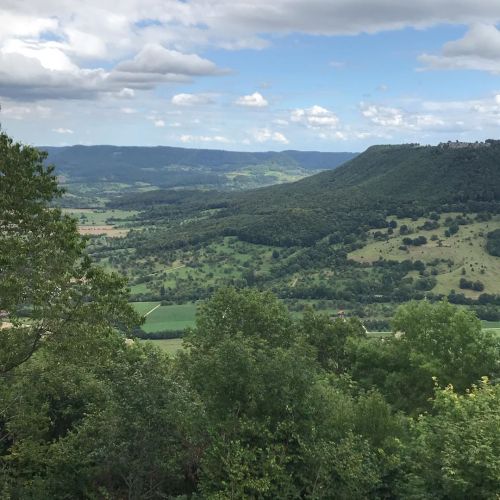 Aussicht von der #teckburg (hier: Burg Teck) https://www.instagram.com/p/CEO87yZnLFU/?igshid=5p5v3