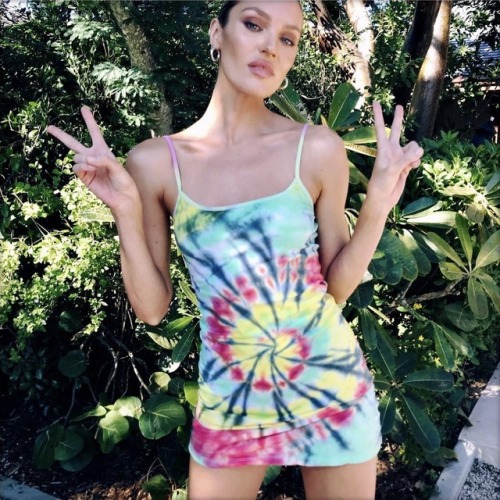 ingefonteyne Peace out ☮️ @angelcandices @amanyara_resort #glams @cgonzalezbeauty @daniellepriano mi