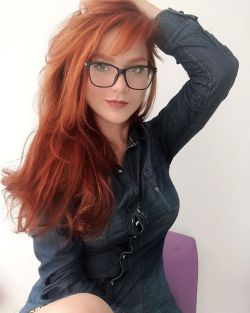 heavenlyredheads:  Kamila Pompeu