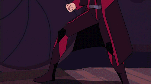 bumblemeep:bobbimorses:clint barton fighting without arrowsI miss the old one and his half covered m