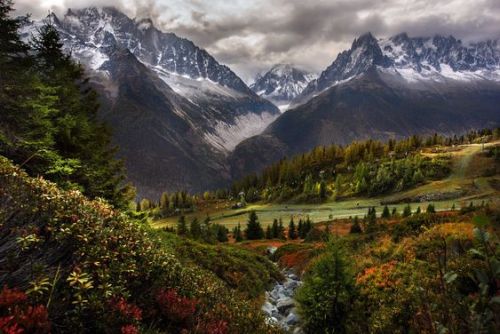 silvaris:    Alps in autumn by Robert Didierjean