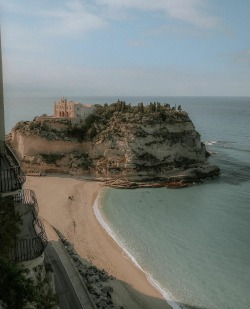 calabria-mediterranea:Tropea (Calabria, Italy)Photos adult photos