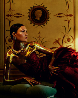 vogue-is-viral:    Alexandra Martynova by Andrew Yee for How to Spend It Magazine November 2015    