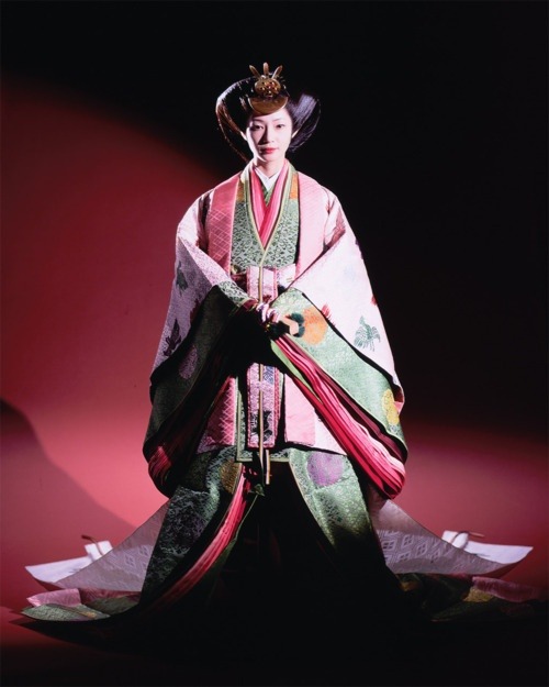 Heian Era Kimono.This kind of Kimono is called Juni Hitoe (十二単衣) meaning twelve-layered robe. It can