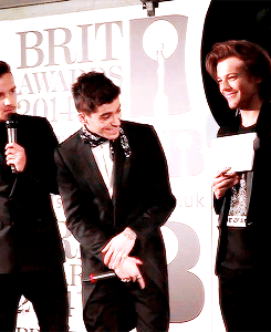 zayncangetsome:  x 