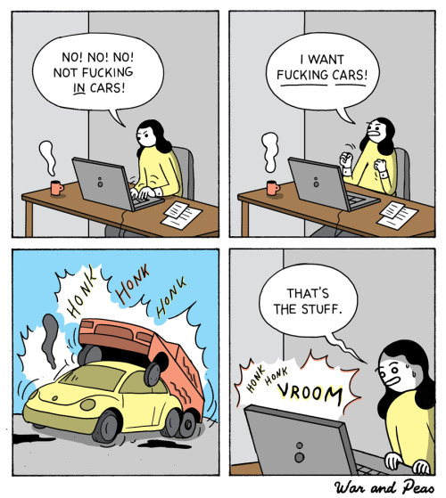 warandpeas:Fucking CarsThat bottom looks vaguely like Bumblebee…