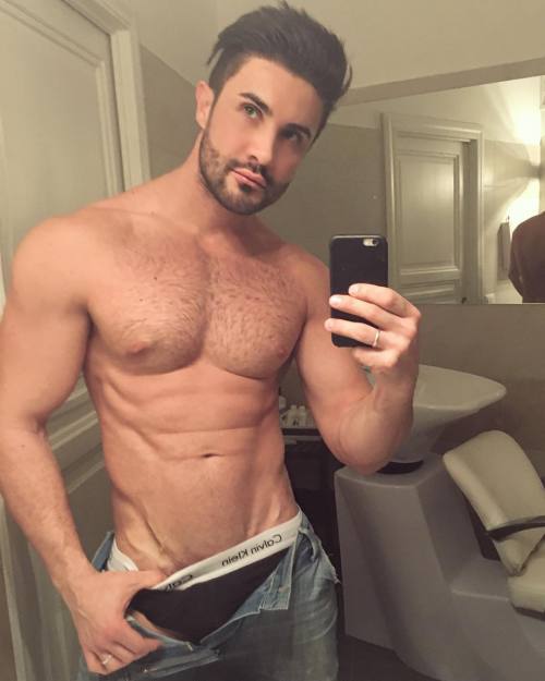 lumbrjax:  Instagram user @bibbideg http://ift.tt/1SQyQbO
