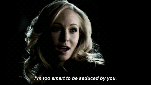 parthenonqueen:  klarolinesplaylist:  3x15 Caroline: I’m too smart to be seduced by you. Klaus: That