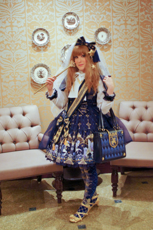 sew-sweet:Crystal Dream Carnival for Saturday at Rufflecon!