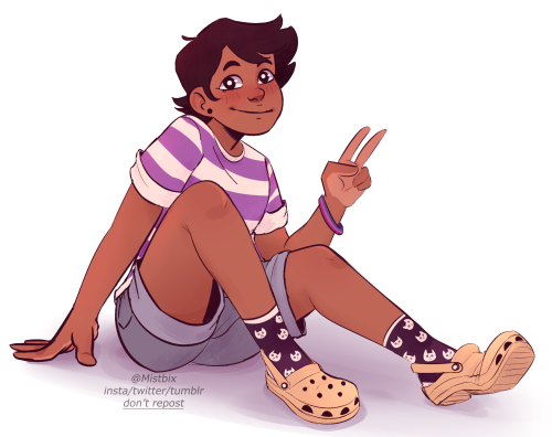 luz uses crocs with funky socks and there’s no denying it!