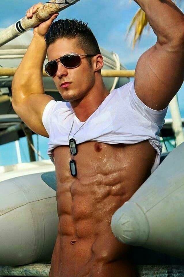 3leapfrogs:  maleros:  HIGH RESOLUTION ABS: Are at the center of: His passion  ::|::