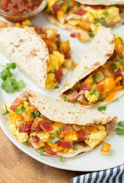 craving-nomz:  Breakfast Tacos with Fire Roasted Tomato Salsa