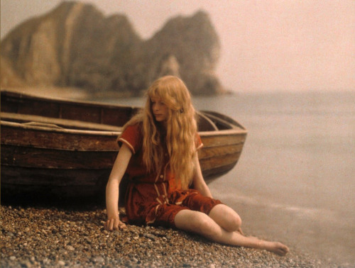 hauntedbystorytelling: Mervyn O'Gorman :: Christina O'Gorman posing for her father, Lulworth Cove 