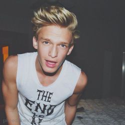 hotfamousmen:  Cody Simpson