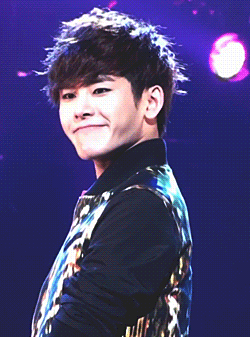 hoyaah:  So sweet so sexy hey,아무것도 손에안잡혀 너때문에 ∞ 