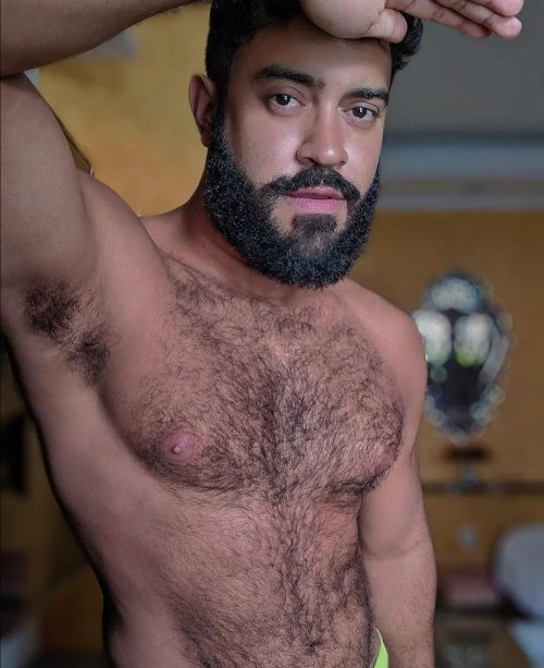 https://64.media.tumblr.com/ecba998ba720eb10436cc6022b8eb128/a764da532eb32bd4-28/s500x750/01042d4e6e4d7aebc33b95b0f8f27f3fef9213f7.jpg
