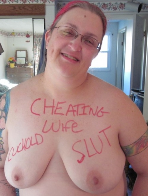 awesomekinkykelly:  Google “Lauren Arnette” and the word exposed or slut or BBW or Maryl