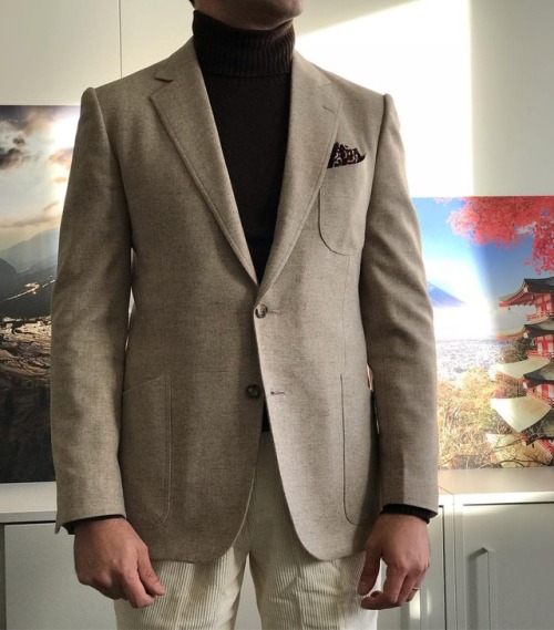 @starkandsons sport coat in a vintage wool and flannel  @mcgeorgeofscotland cashmere rollneck @amfea