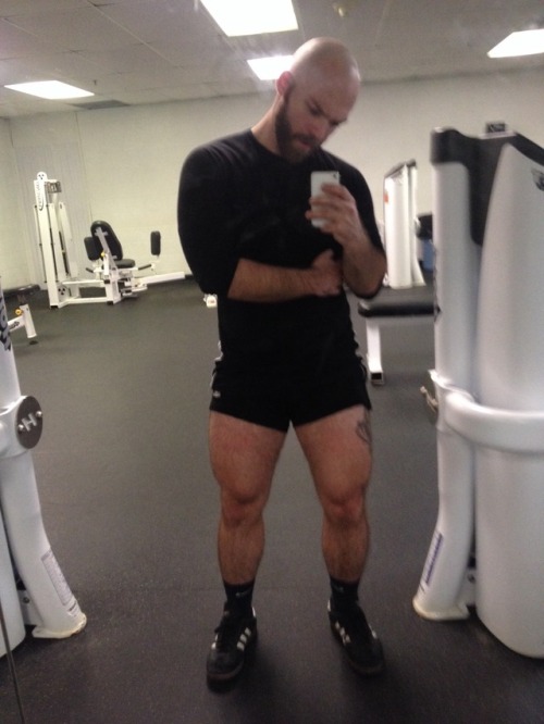 afieldguy:  On Tuesdays we do Legs.