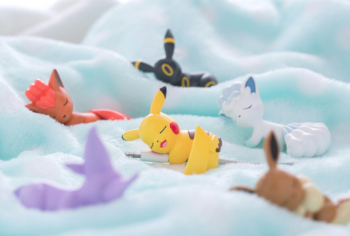 chasekip:  shelgon:New Images from  Pokémon iPhone Charger Cover  Figures by Gray Parka Service. we have learned from our mistakes