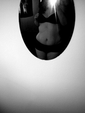 dinosaurcupcake24:  Loving every inch of my fat in this pic soak in it.  