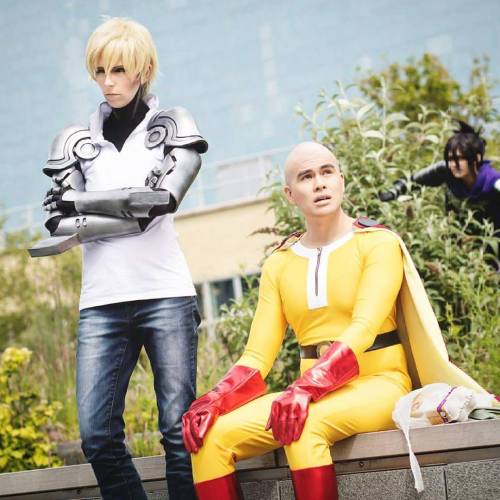shamanrenji:  “Genos I feel like we’re being watched…. ” I’m so happy with this shot haha. Thanks to @sosayweall_photography for the minishoot~!  #genos #saitama #sonic #OPM #onepunchman #onepunchmancosplay #crossplay #cosplay #dutchcosplay
