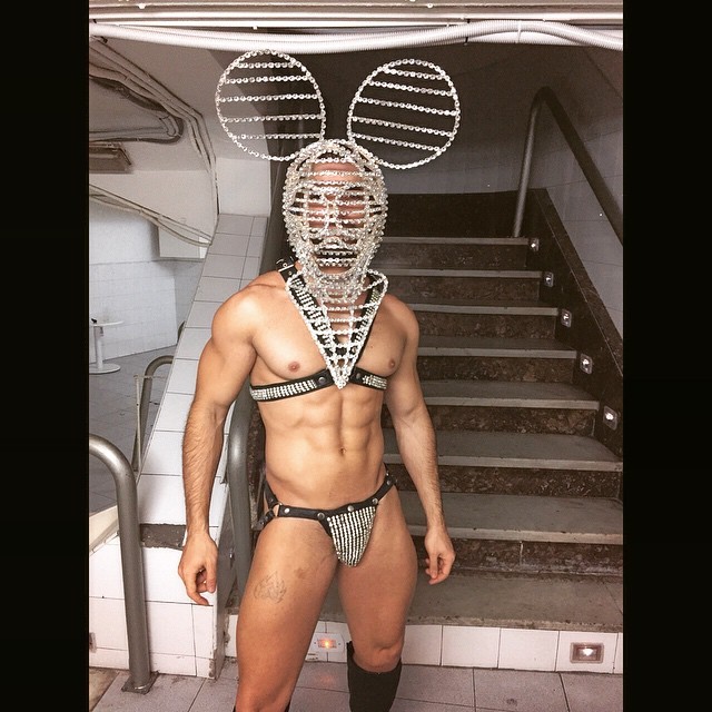 VENEZUELABULGE - Look At Me - Mirame