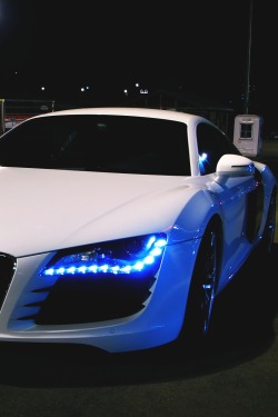 drugera:  R8 | Source | 