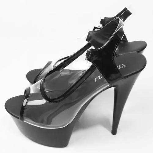 #myshoes #mywardrobe #mylingerie #mypantyhose#highheels #heels #heelsaddict #platforms #platformhe